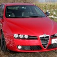 Původně jsem se těšila na týdenní soužití s malou Alfou Romeo Giulietta, ale nakonec to nevyšlo. Do redakční garáže se nastěhovala Alfa Romeo 159. A vůbec jsem nevěděla, co od...