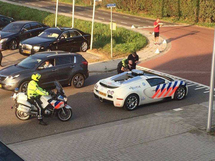 bugatti-veyron-nizozemska-policie-03