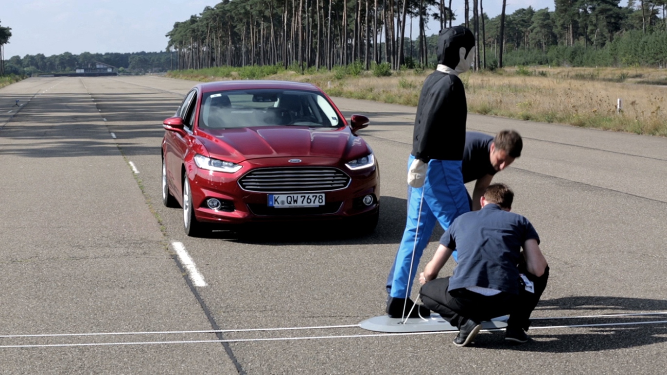All-New Ford Mondeo First to Offer New Ford Pedestrian Detection Technology Amid Suite of Smart Innovations