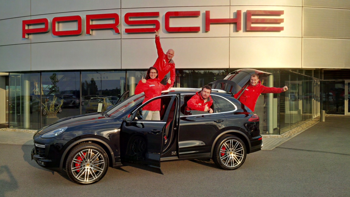 Porsche-Performance-Drive-2014