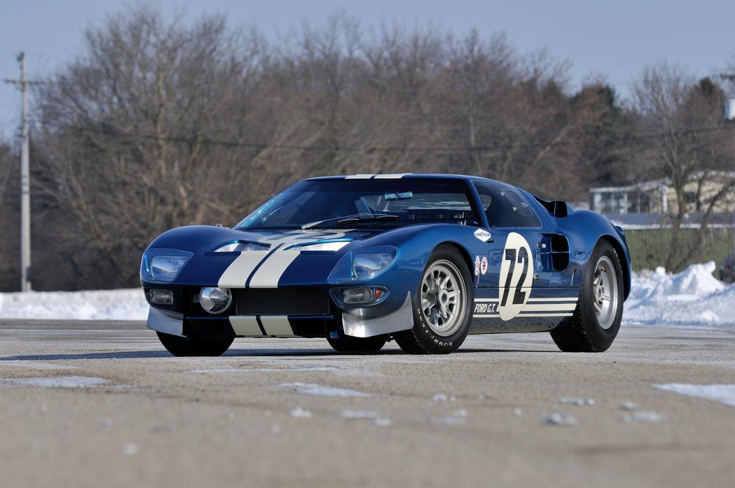 1964-Ford-GT40-Coupe