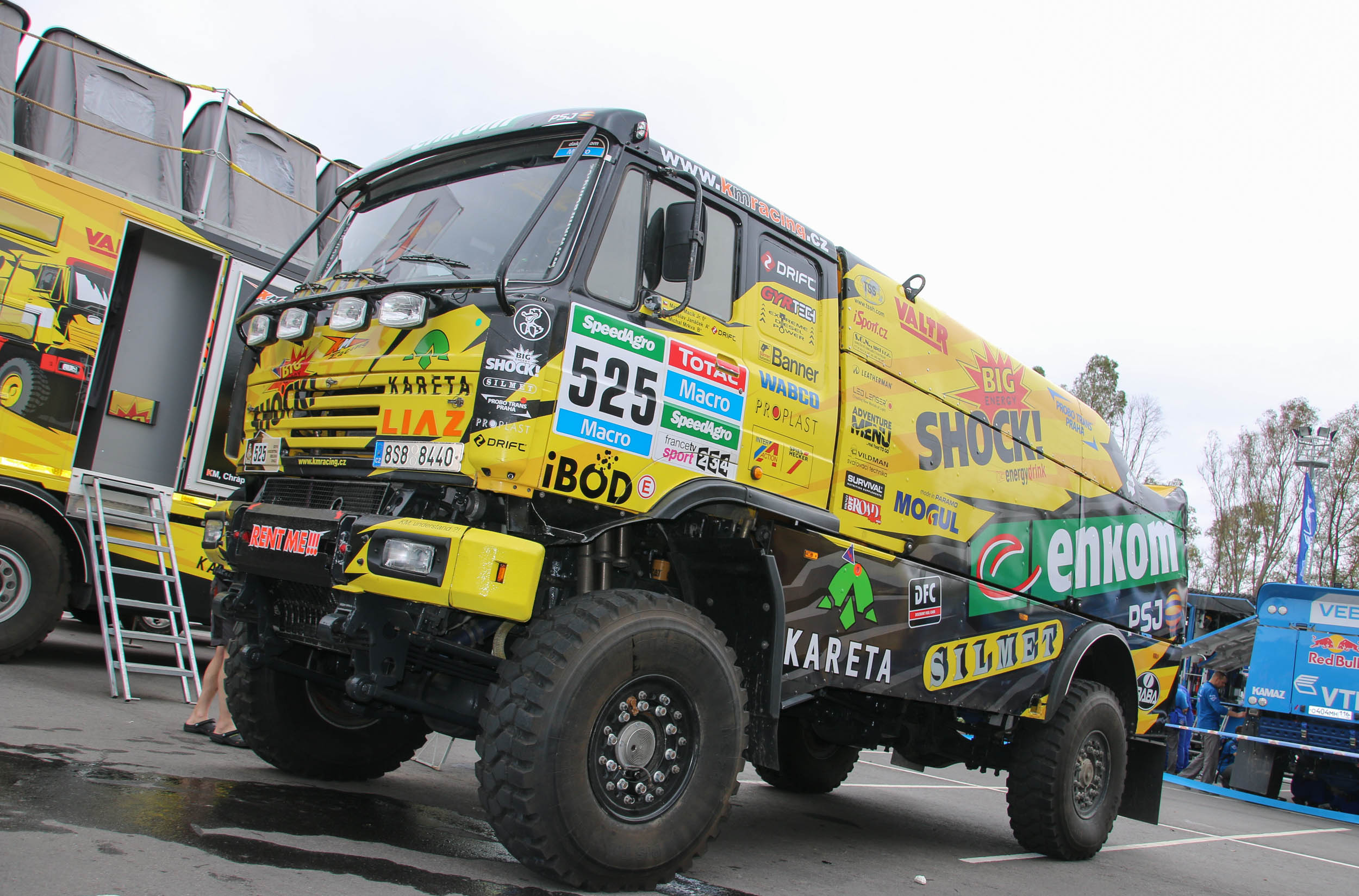 2-km-racing-rally-dakar-2015