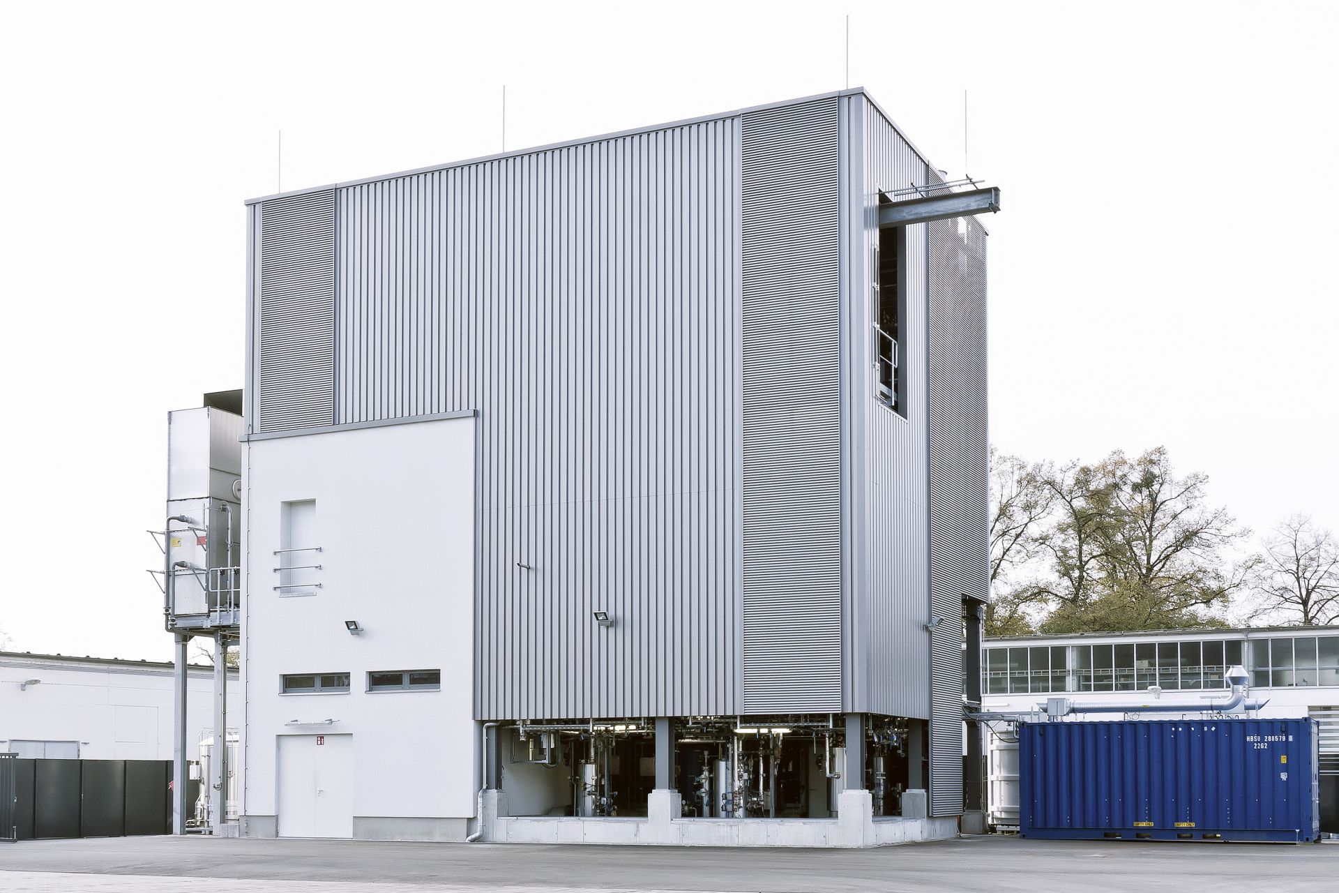 Die sunfire-Anlage in Dresden erzeugt Audi e-diesel - aus Kohlendioxid, Wasser und Oekstrom.