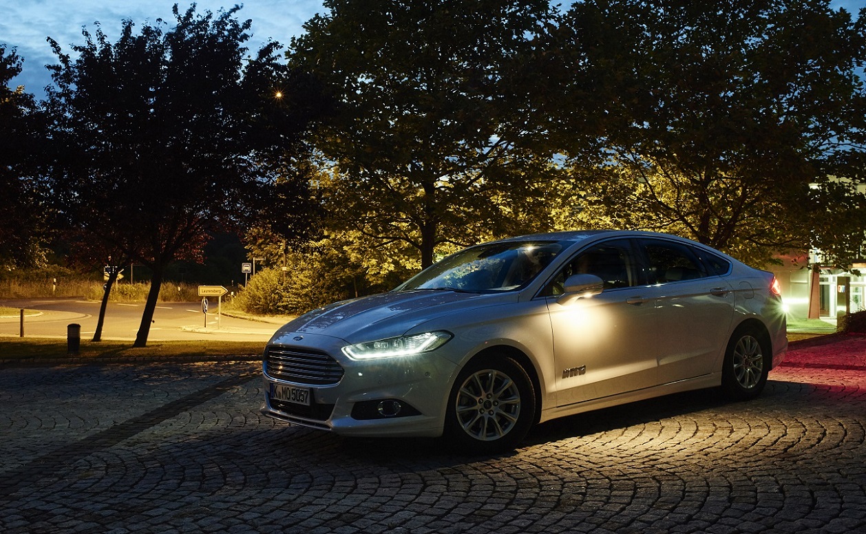 Ford’s Camera-Based Advanced Front Lighting System