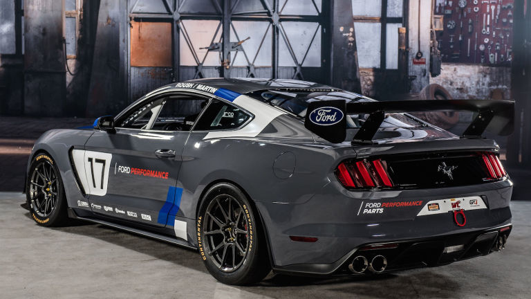 ford-mustang-gt4-ford-performance-03